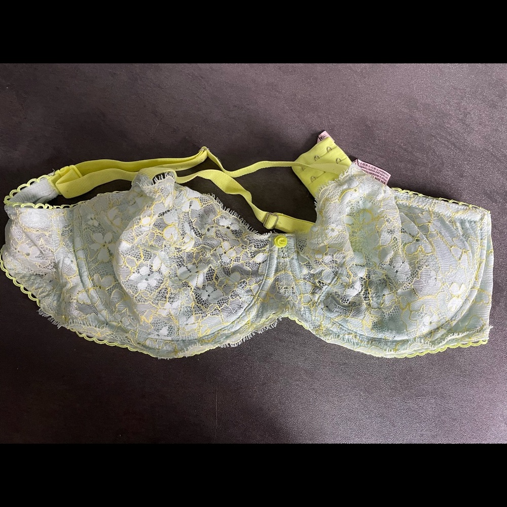 Victoria Secret Bra